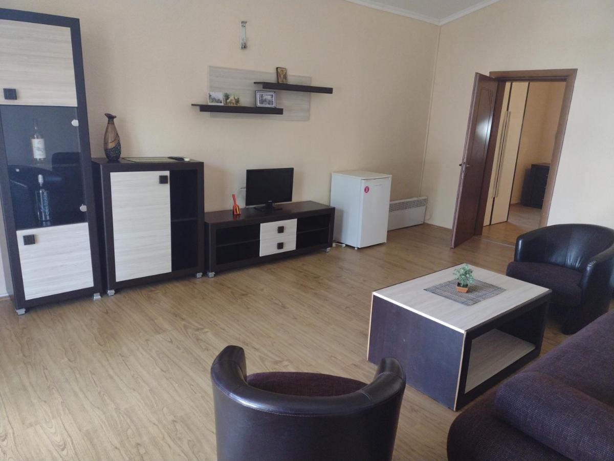 Shale Apartments And Rooms Гевгели Екстериор снимка