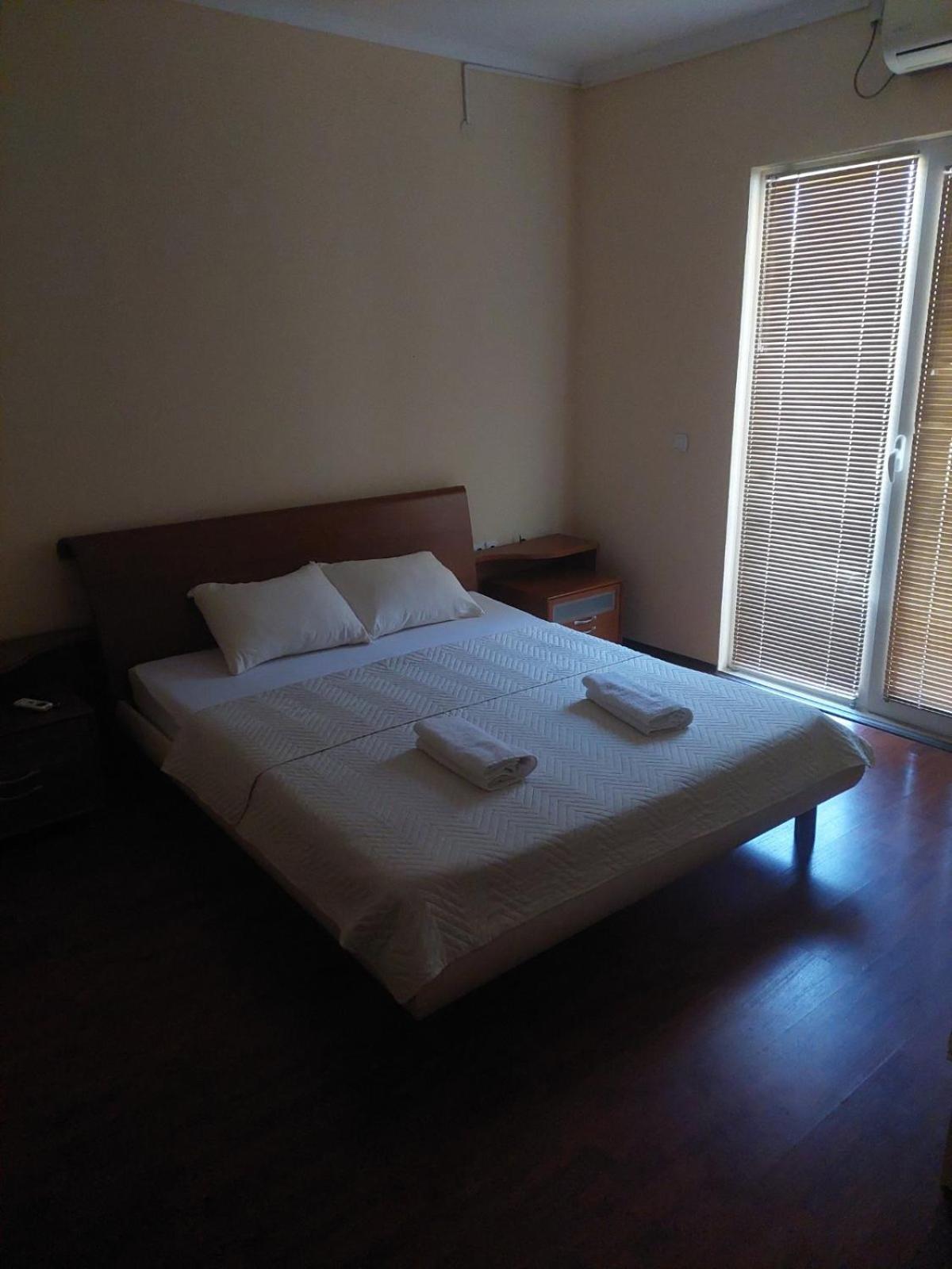 Shale Apartments And Rooms Гевгели Екстериор снимка